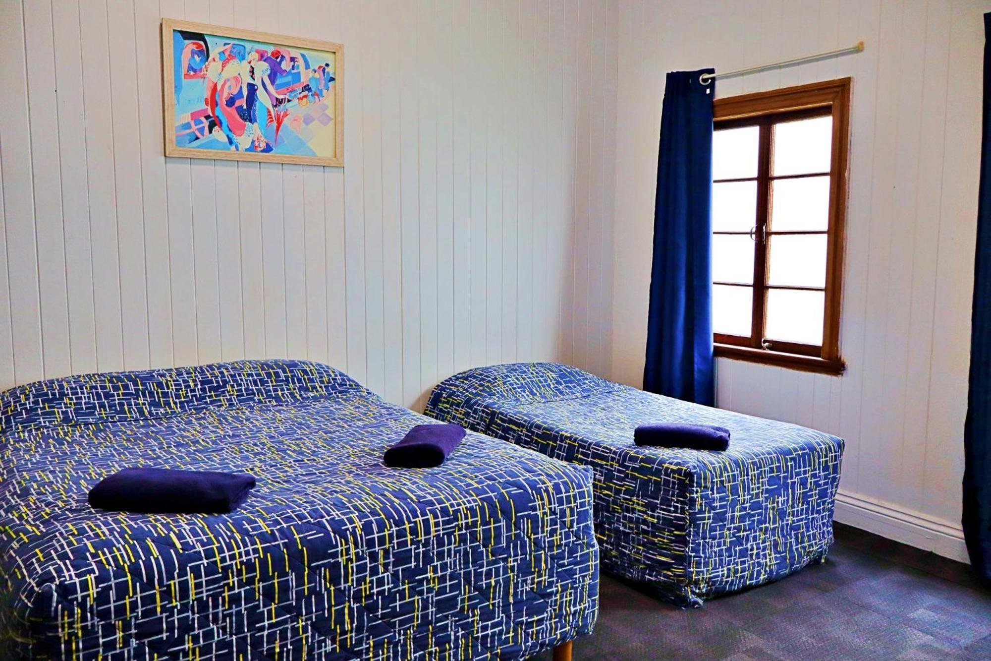 Motel Manor 3*