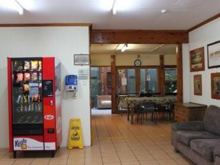 Manor 3* Brisbane
